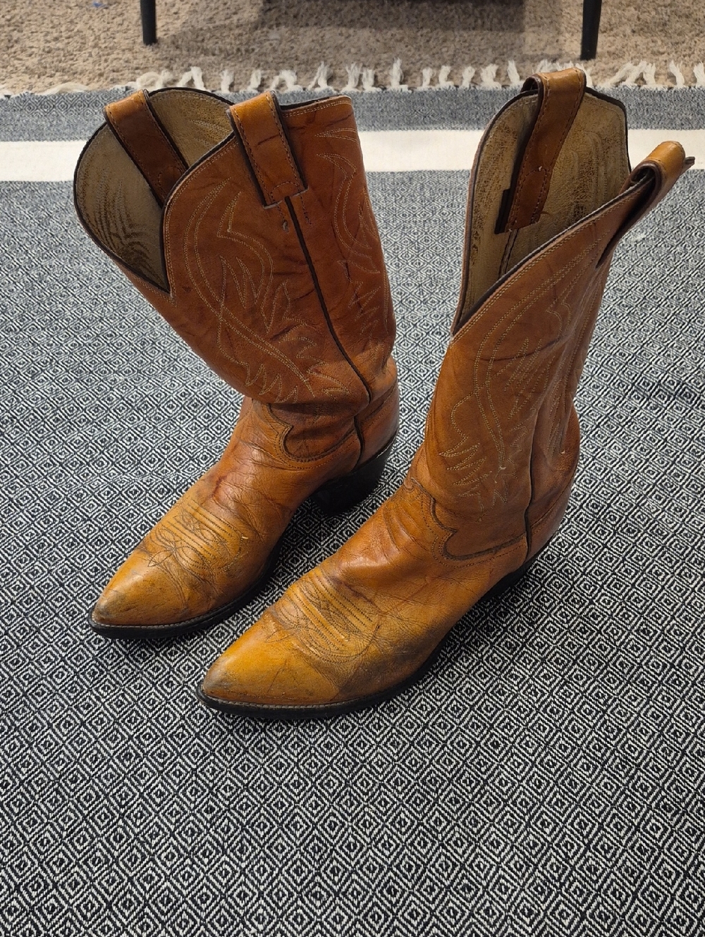 Justin Men's Leather Western Cowboy Boots Size 10D AS IS